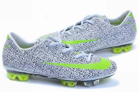 chaussure de foot nike adulte chaussure de foot nike adulte